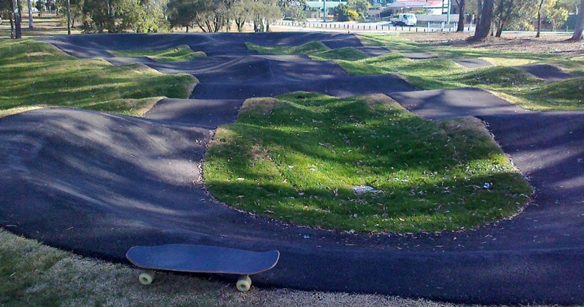 Meakin Park Pump Track skatepark