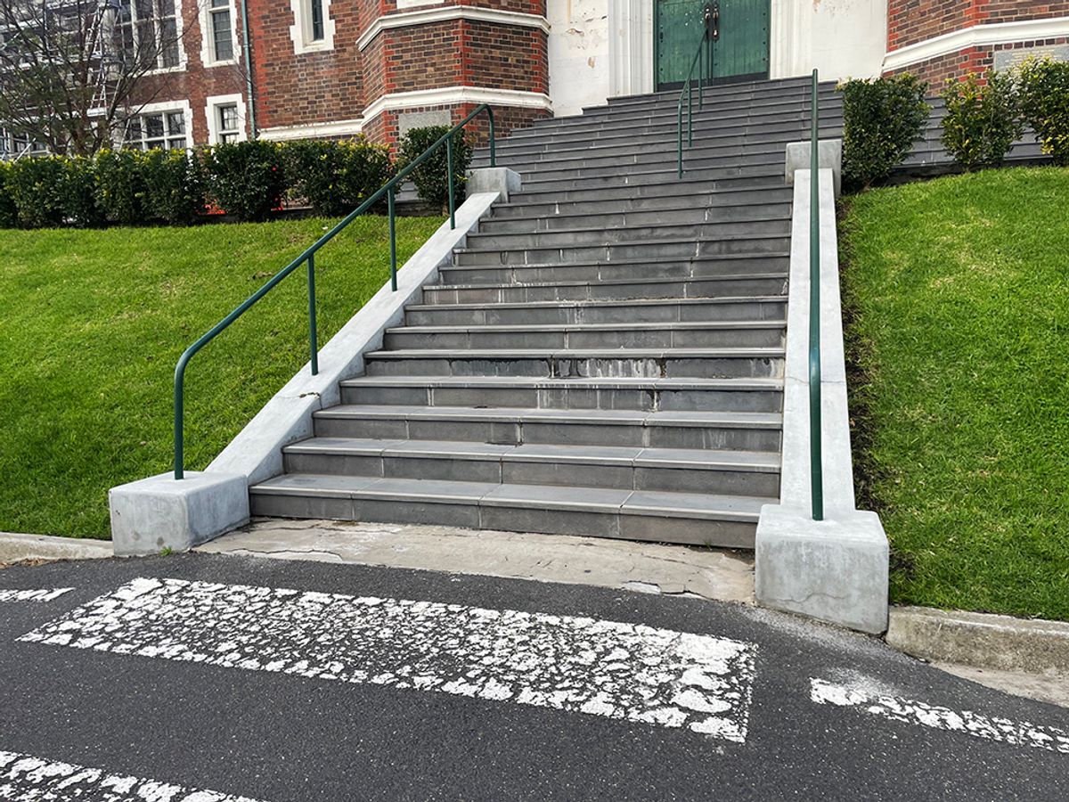 Melbourne HIgh Big One skate spot
