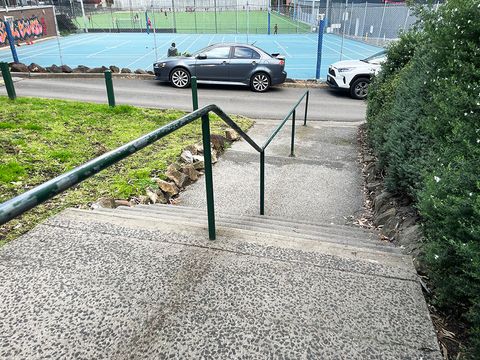 Melbourne HIgh Outrail photo 2