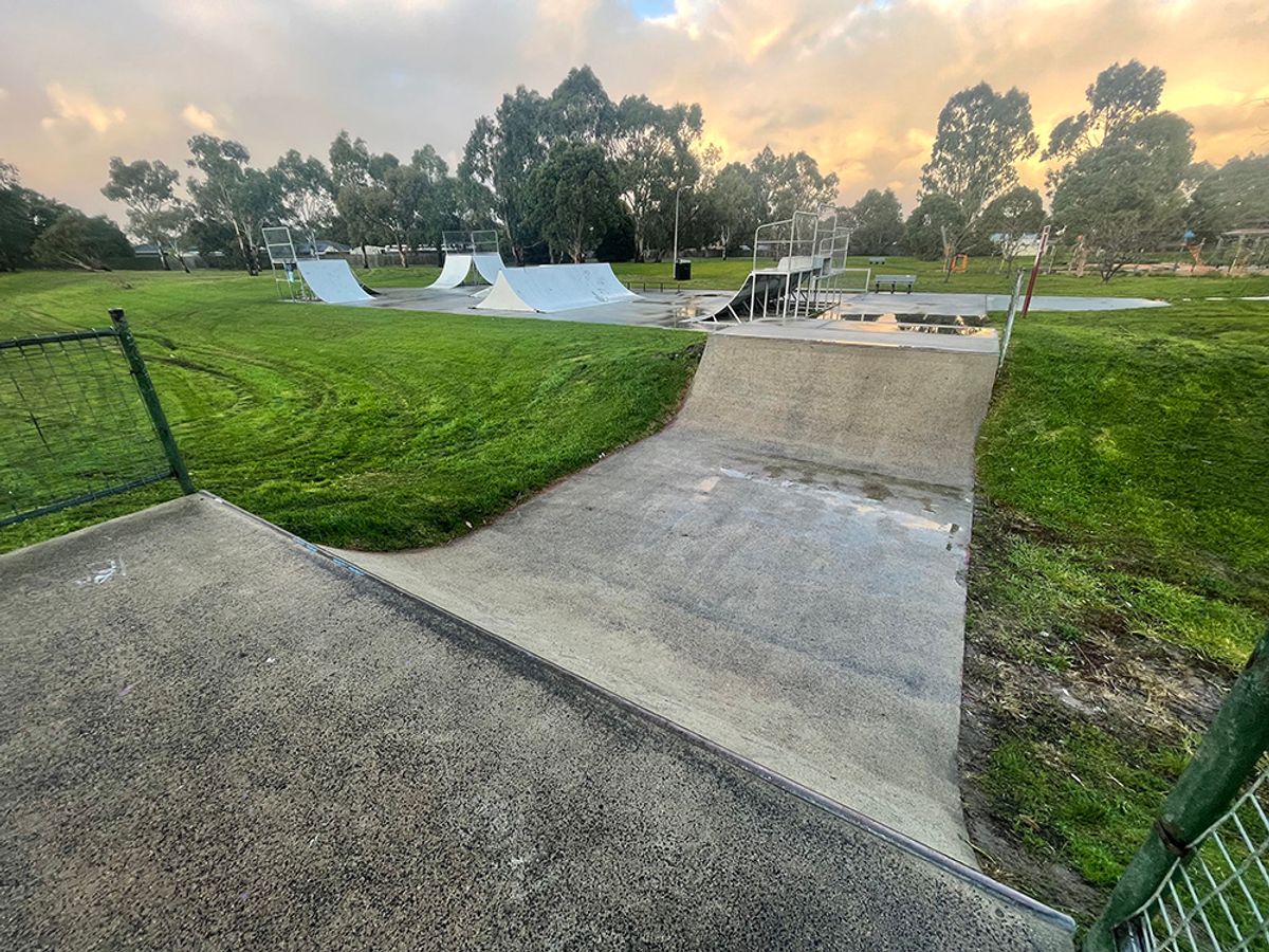 Merinda Park Skate Park skatepark