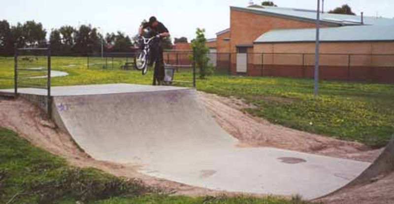 Merinda Park Skate Park
