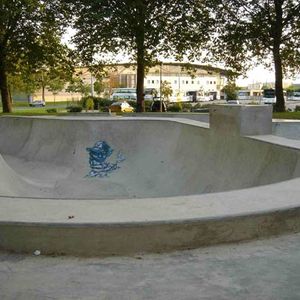Metz Bowl