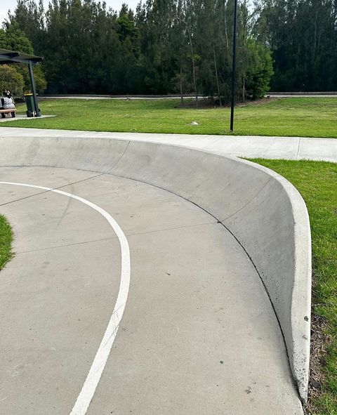 Middle Grange Corner photo 3