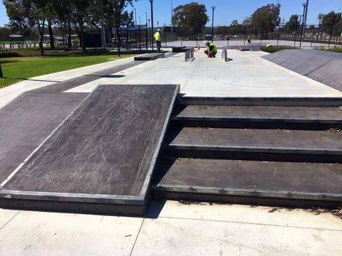 New Mills Park Skatepark photo 14
