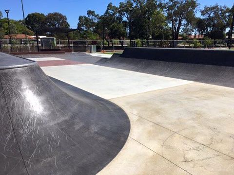 New Mills Park Skatepark photo 20