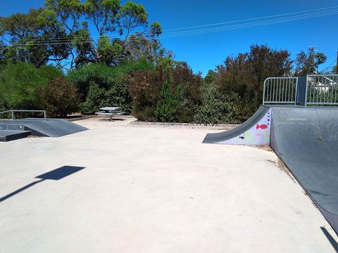Minlaton Skatepark photo 2