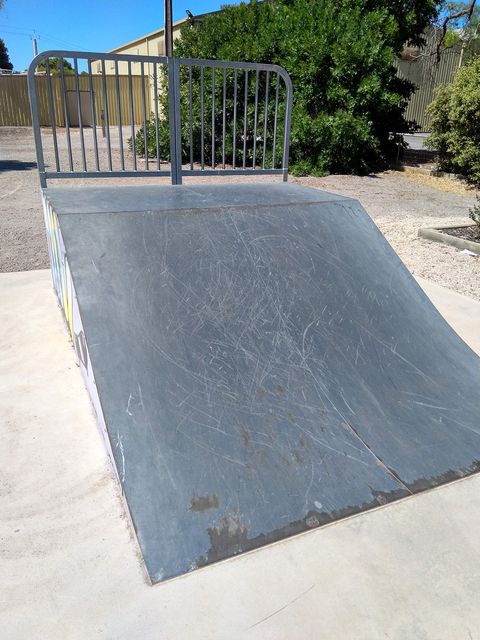 Minlaton Skatepark photo 9