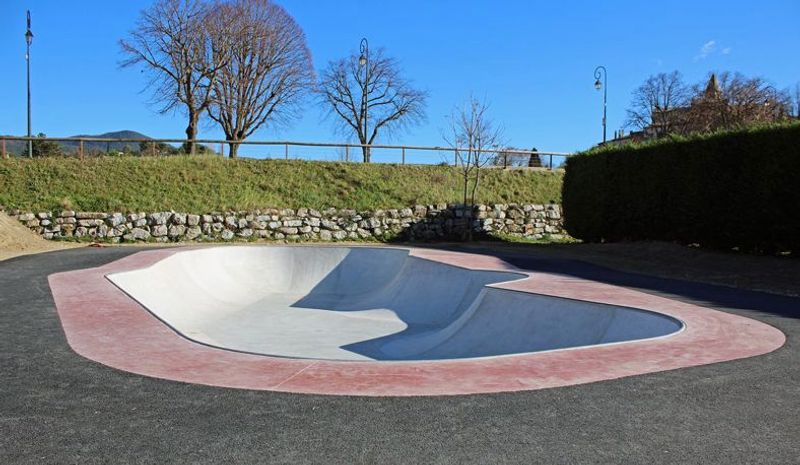 Mirabel Aux Baronnies Skatepar