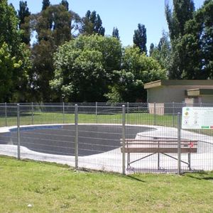 Molong Bowl