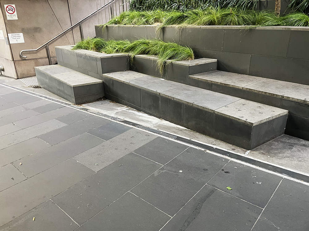 Collins Monash Ledge