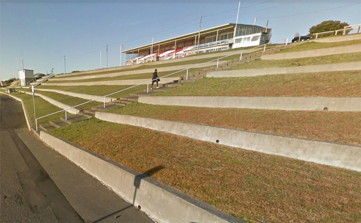 White Monster skate spot