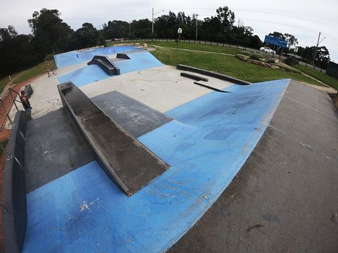 Moorebank Skate Park photo 8
