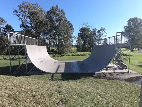Morayfield Old Skatepark photo 7