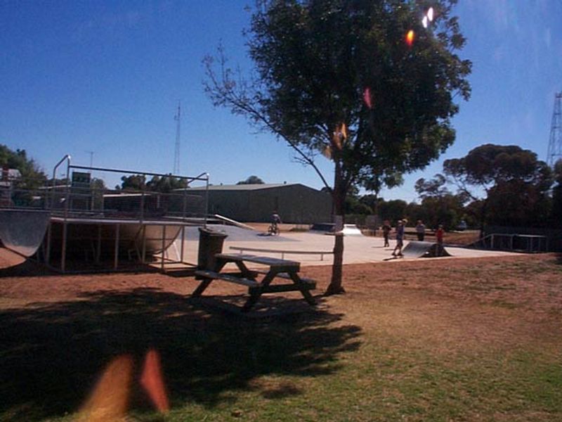 Moulamein Skatepark