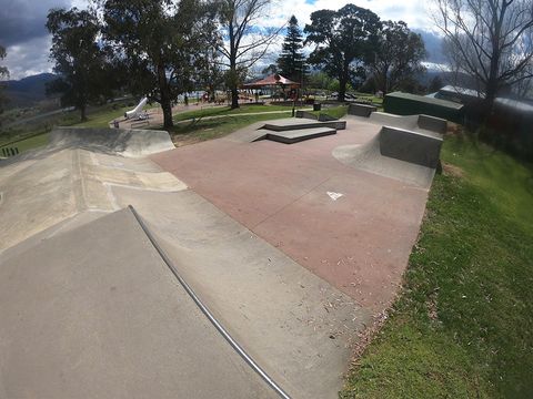 Mount  Beauty Skatepark photo 6