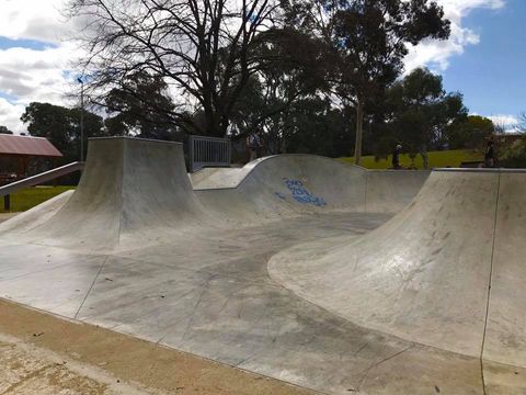 Myrtleford Skatepark photo 8