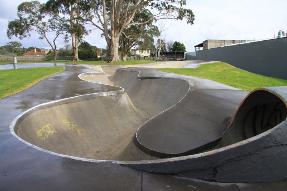 New Lynn Bowl