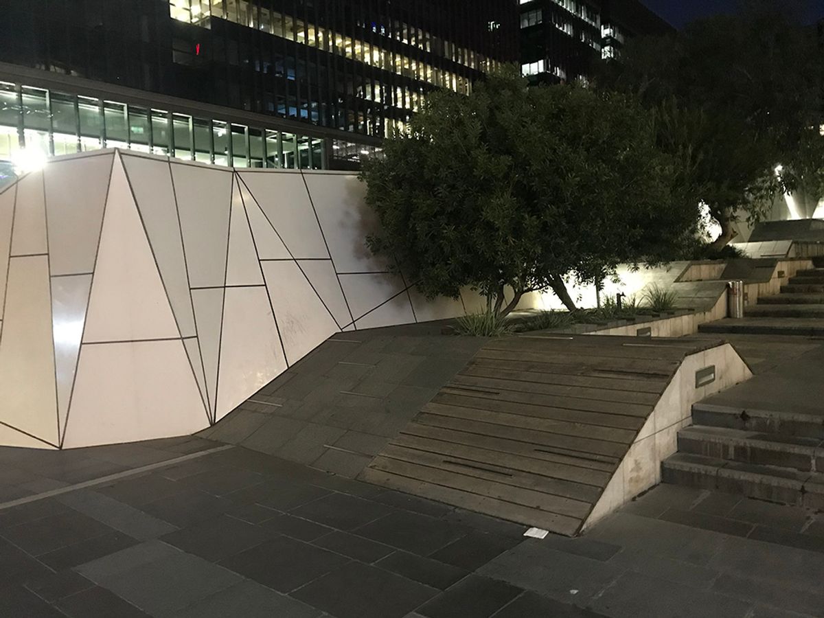 NIne Bank to Wall skate spot