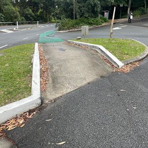 Big Hill Curbs