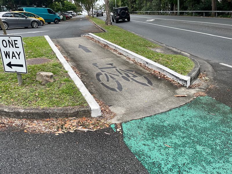 Big Hill Curbs