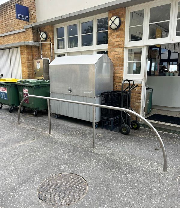 Kiosk Rail