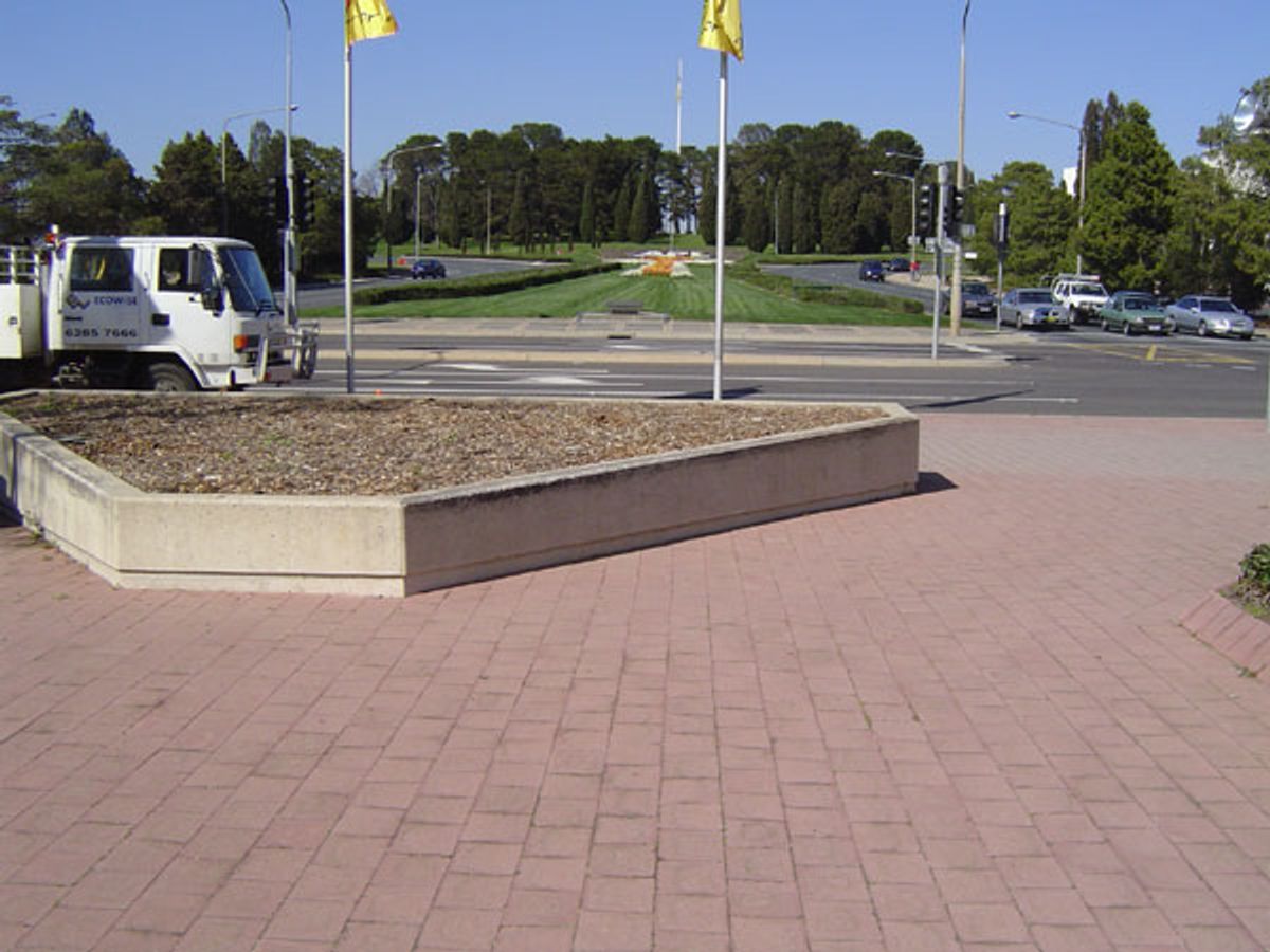 Northbourne Ledges skate spot