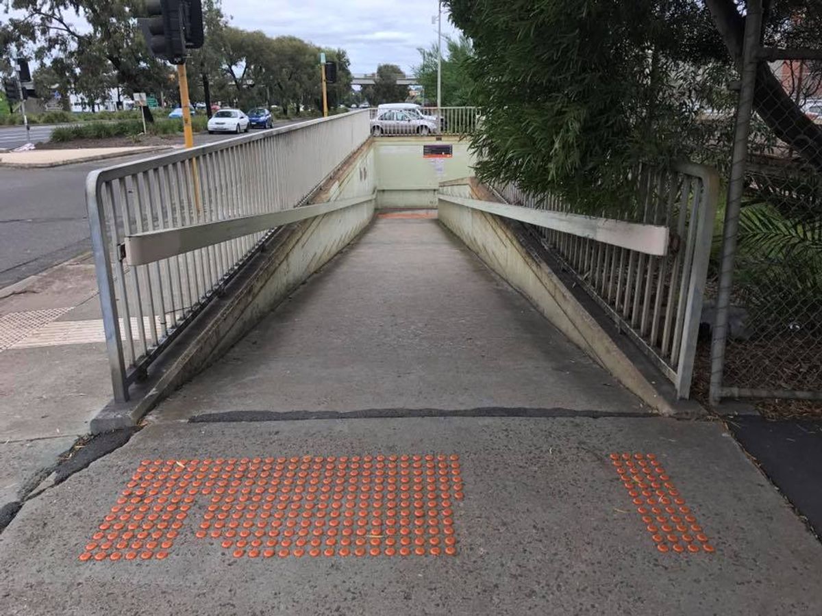 Underpass Rail skate spot