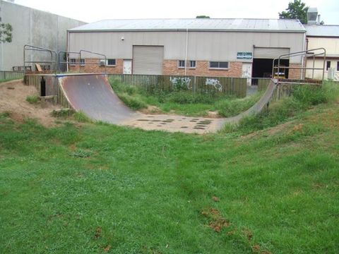 North Richmond Mini Ramp photo 2