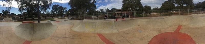 Oaklands Skatepark