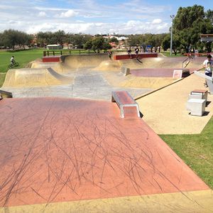 Mirror Reef Skatepark 