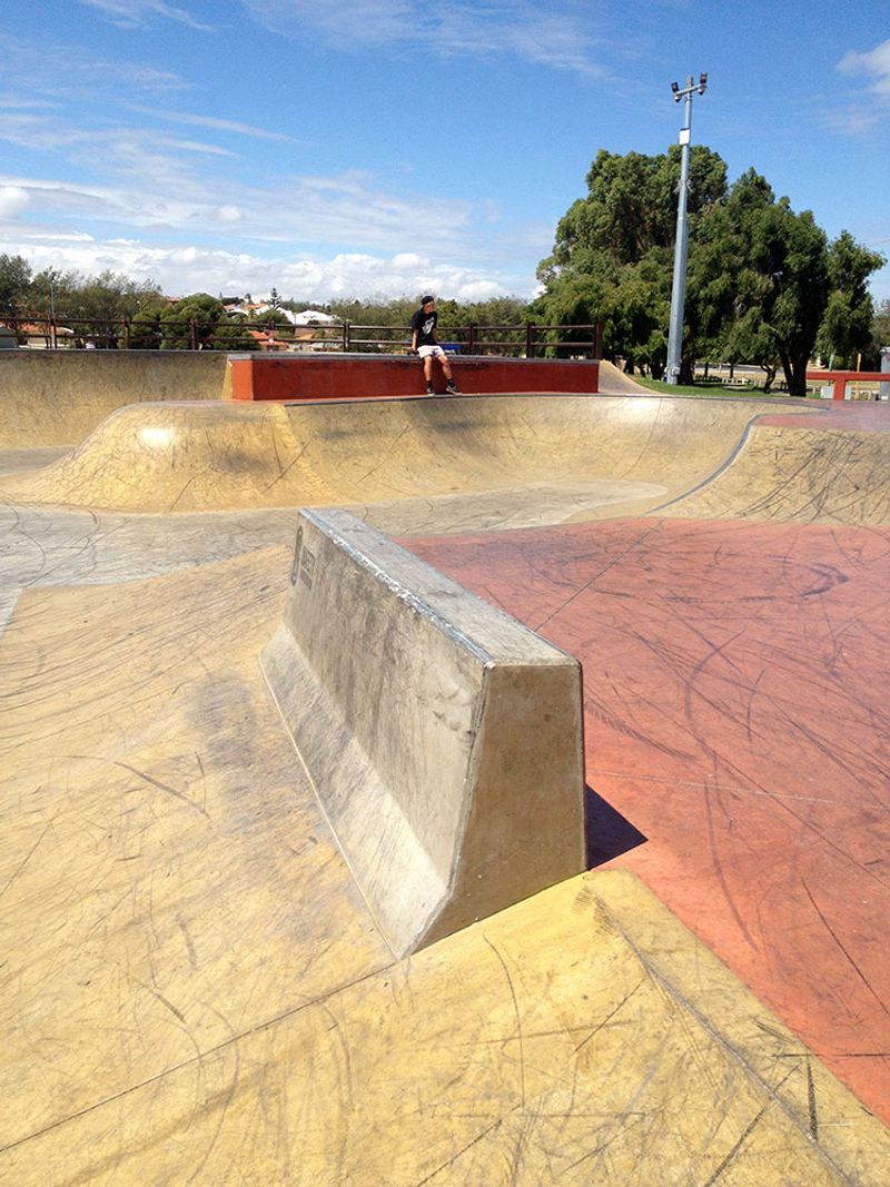 Mirror Reef Skatepark 