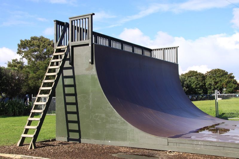 Onehunga Vert Ramp 