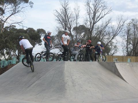 Ouyen Skatepark photo 3