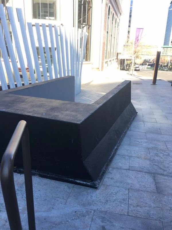 Black Bank to Wall