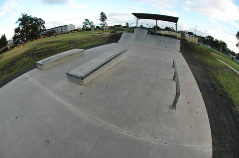 Pakenham  Skatepark photo 2