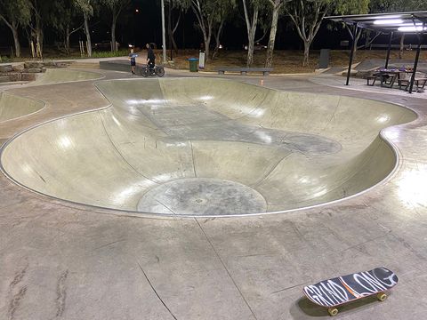 Paradise Skatepark photo 3