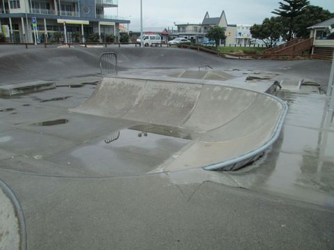 Paraparaumu Beach Skatepark photo 5