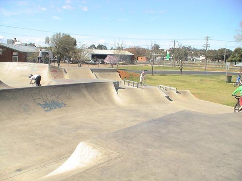 Parkes Skate Park
