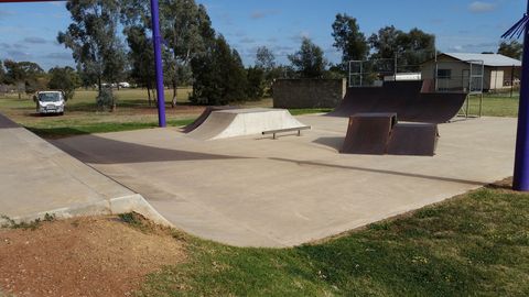 Peak Hill skatepark photo 2
