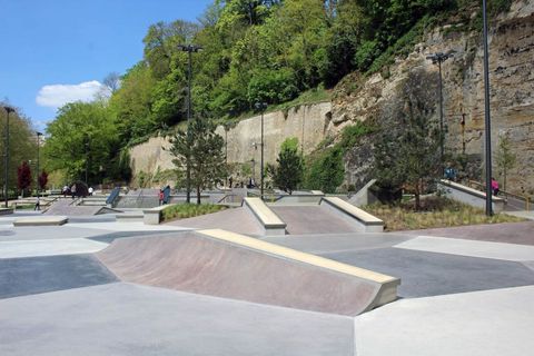 Peitruss Valley New Park photo 2