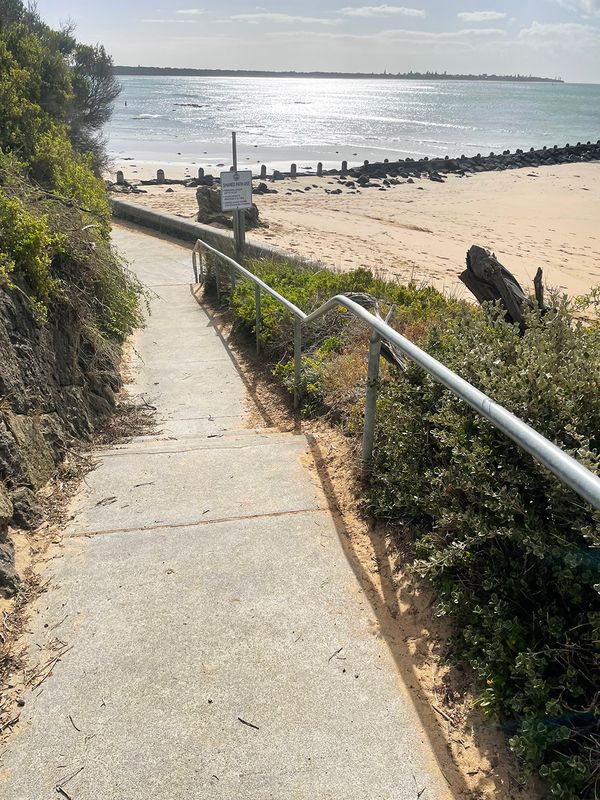 Front Beach Rail