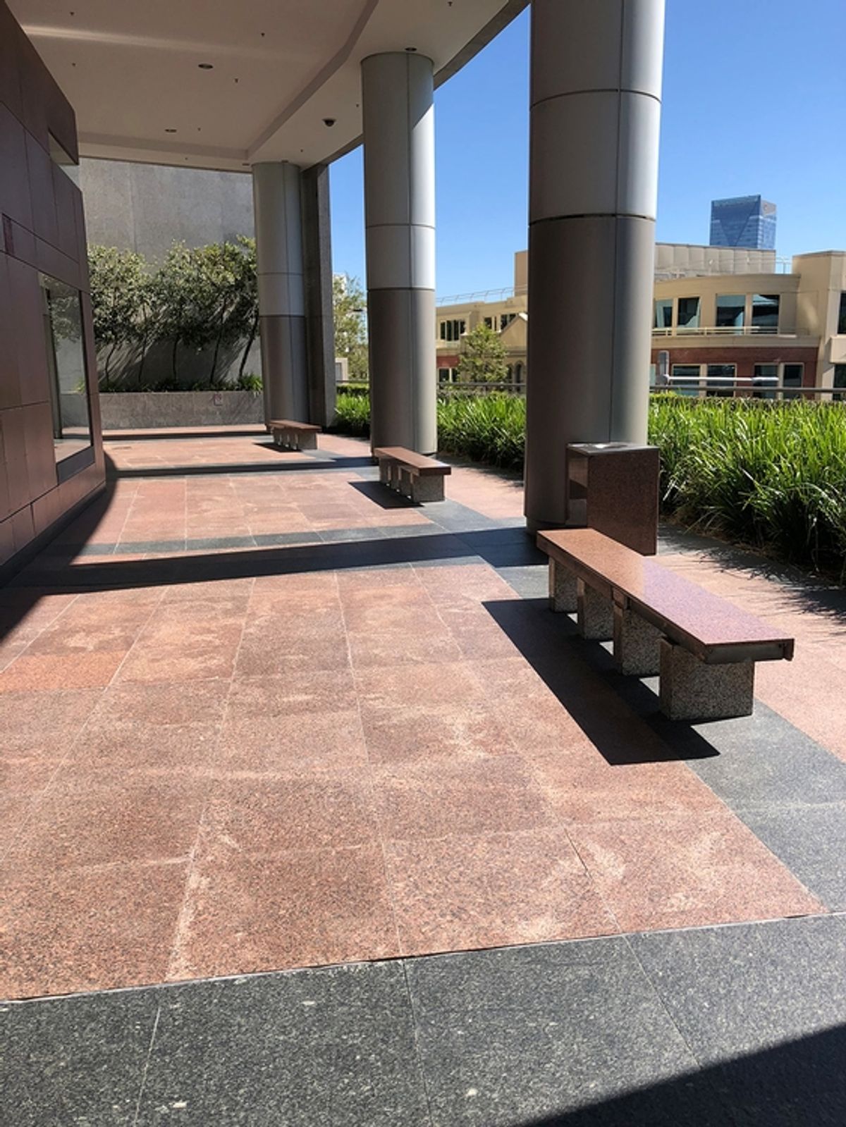 Sussex St Benches skate spot