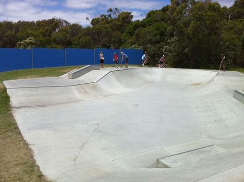 Port Campbell New Skatepark photo 8