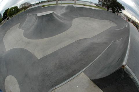 Portland  Skatepark photo 2