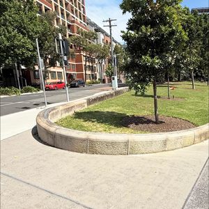 Prince Alfred Curved Ledg