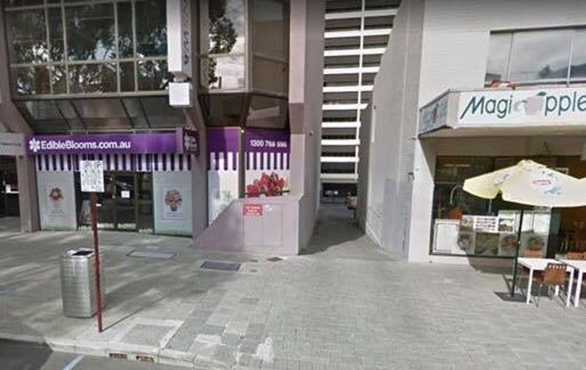 Edible Bank skate spot