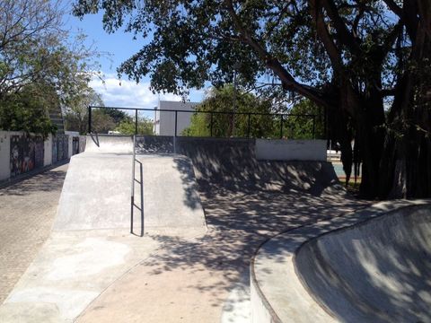 Playa Del Carmen Skatepark photo 8