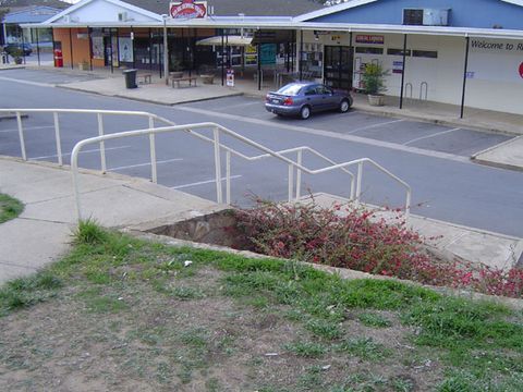 Red Hill Shops photo 2