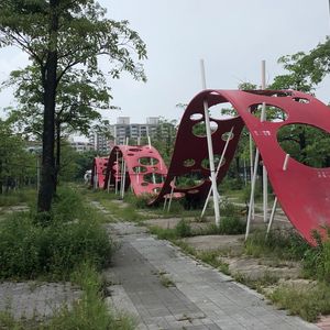 Red Ribbon