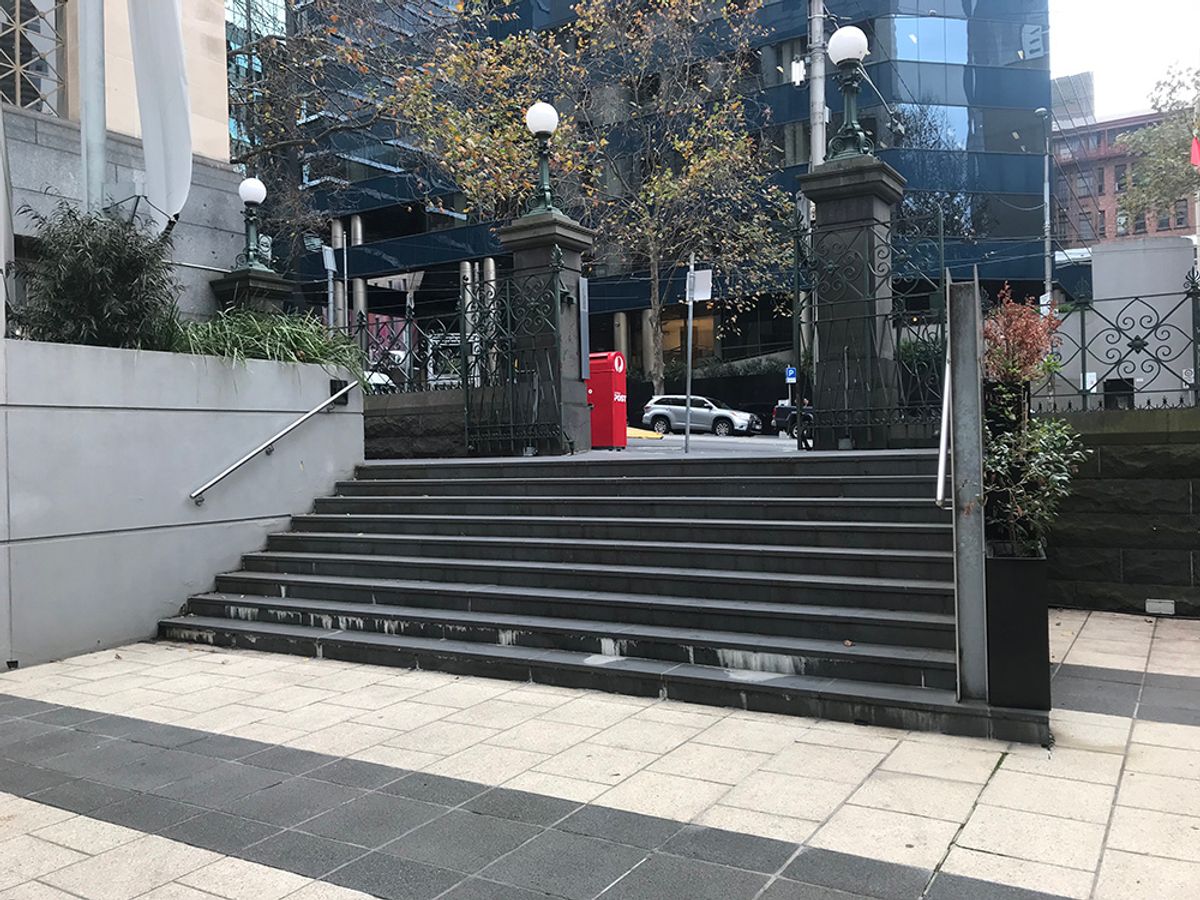 Refo Stairs skate spot